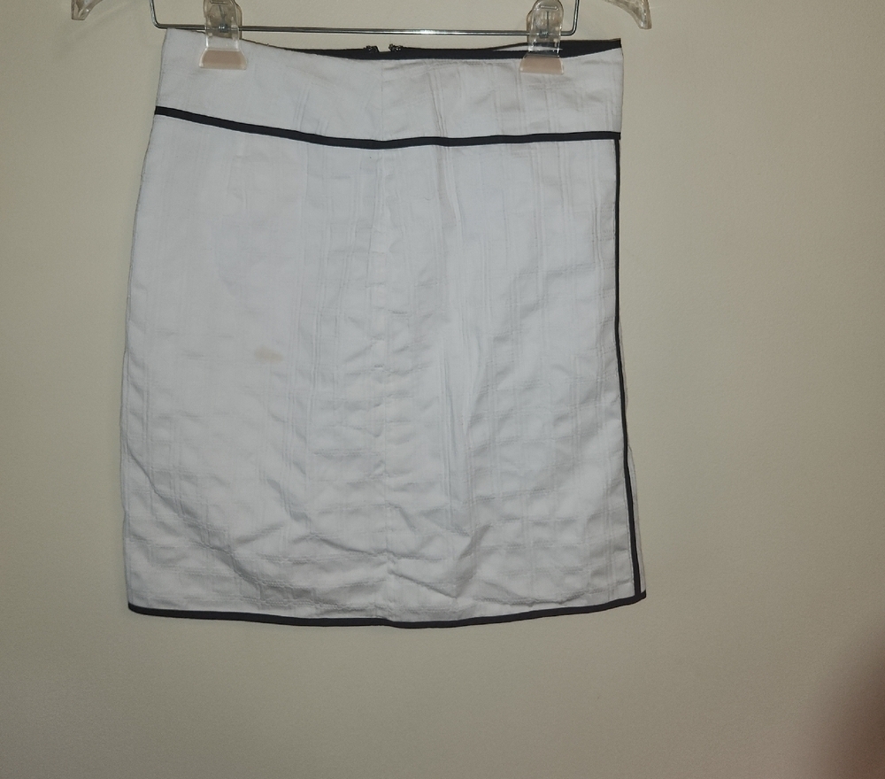 Ann Taylor White Mini Skirt with Black Accents